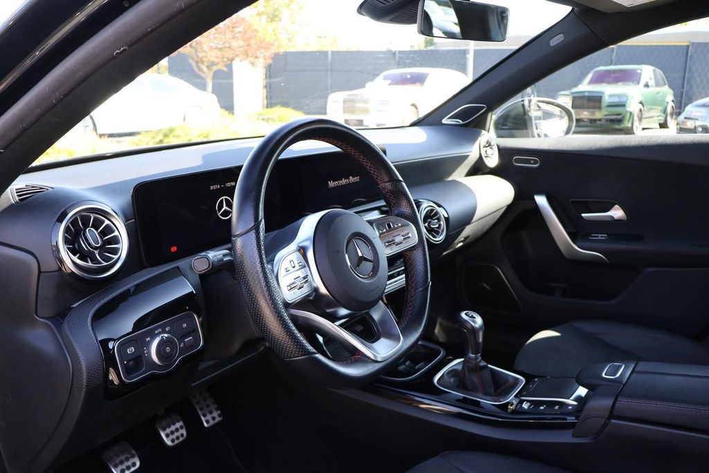 Mercedes-Benz A 200 2022