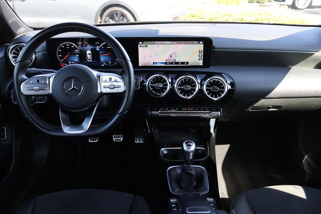 Mercedes-Benz A 200 2022