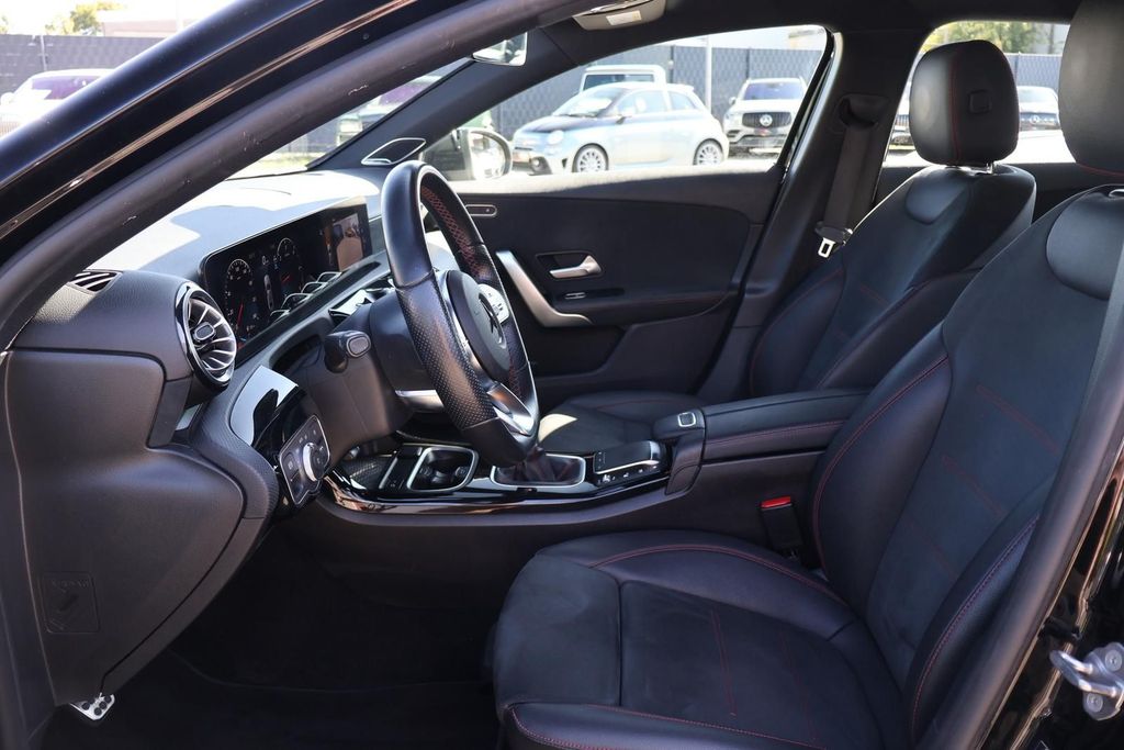 Mercedes-Benz A 200 2022