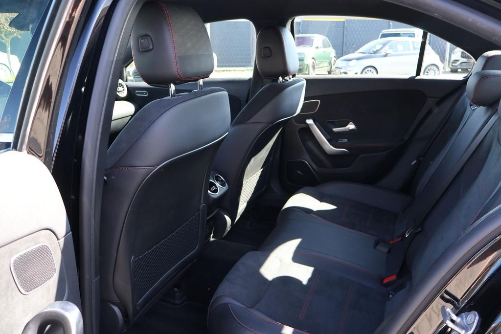 Mercedes-Benz A 200 2022