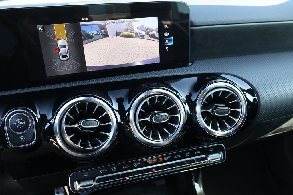 Mercedes-Benz A 200 2022