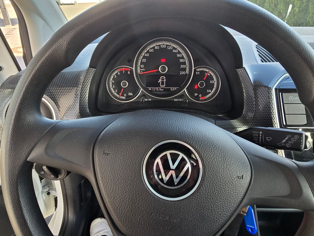 Volkswagen up! 2021