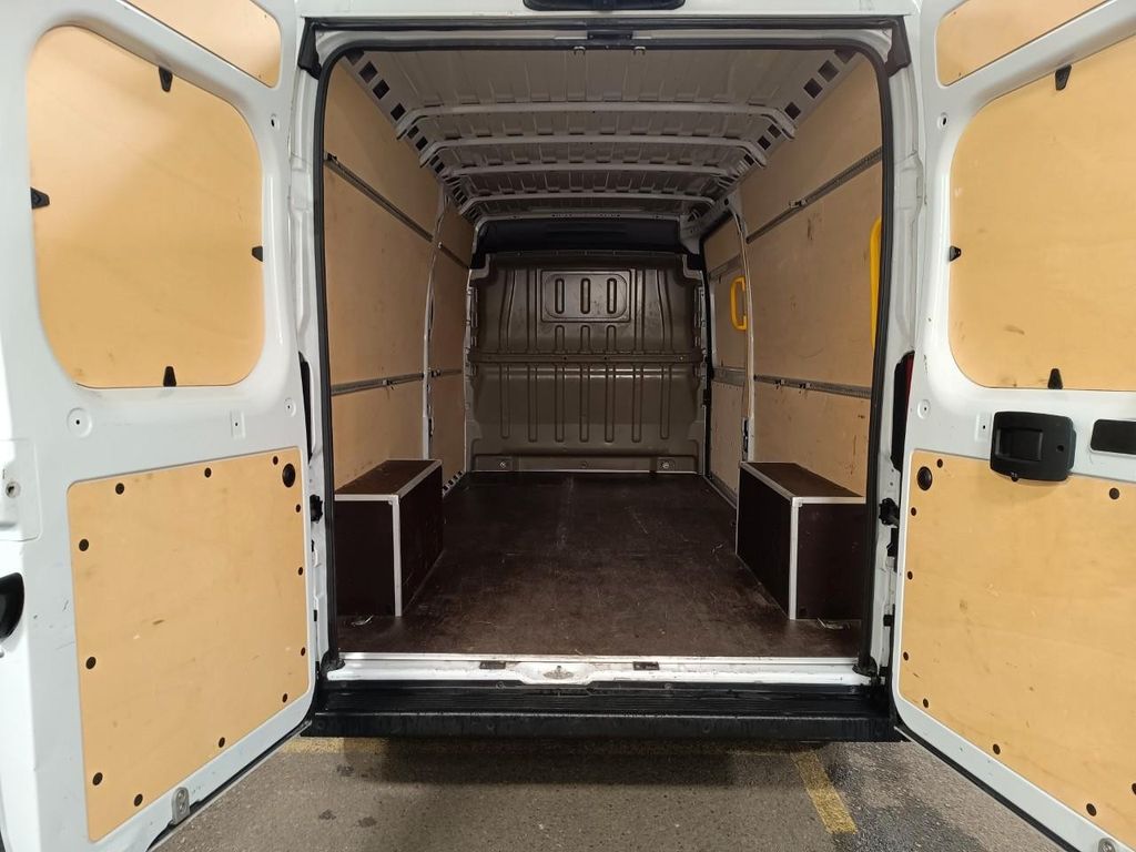 Opel Movano 2024