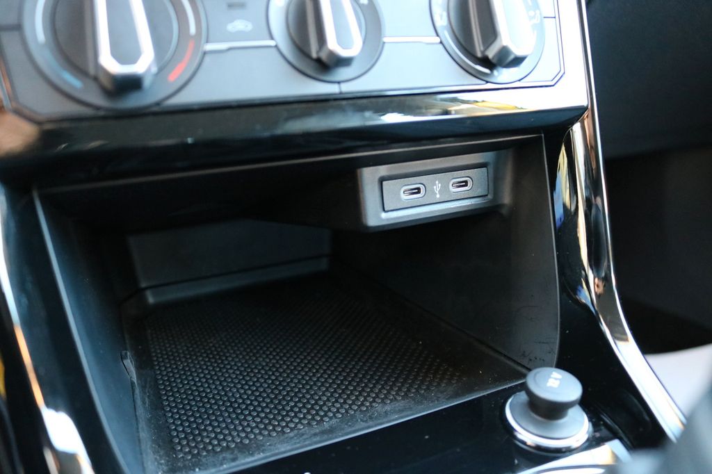 Volkswagen T-Cross 2024