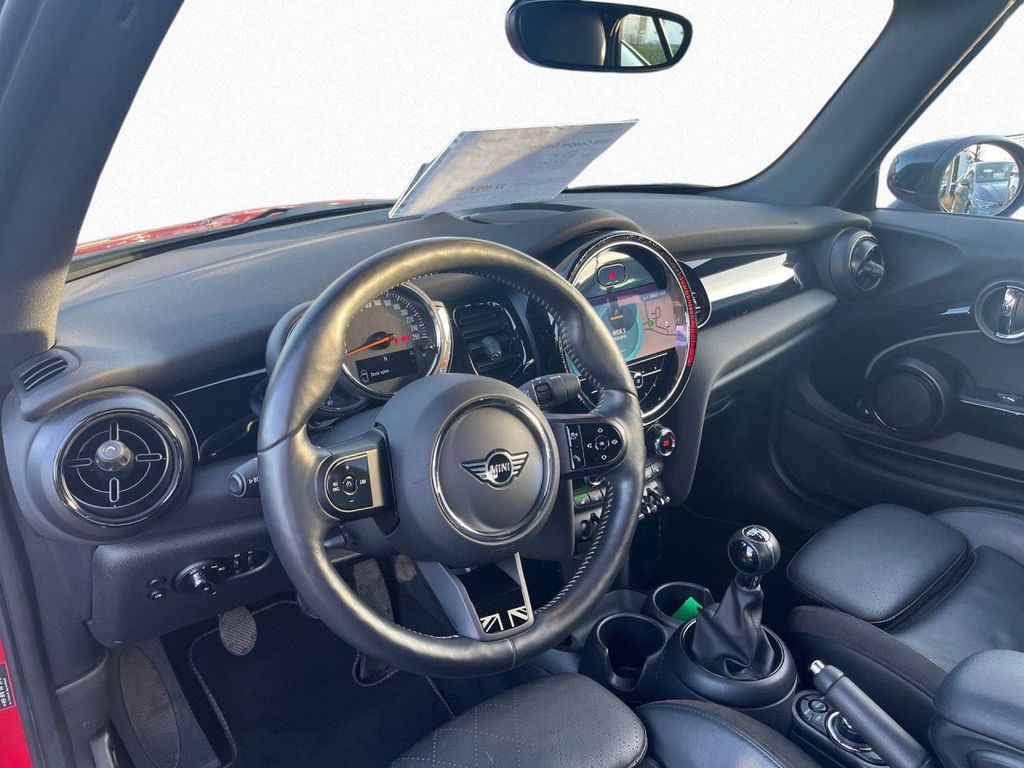 MINI Cooper Cabrio 2022