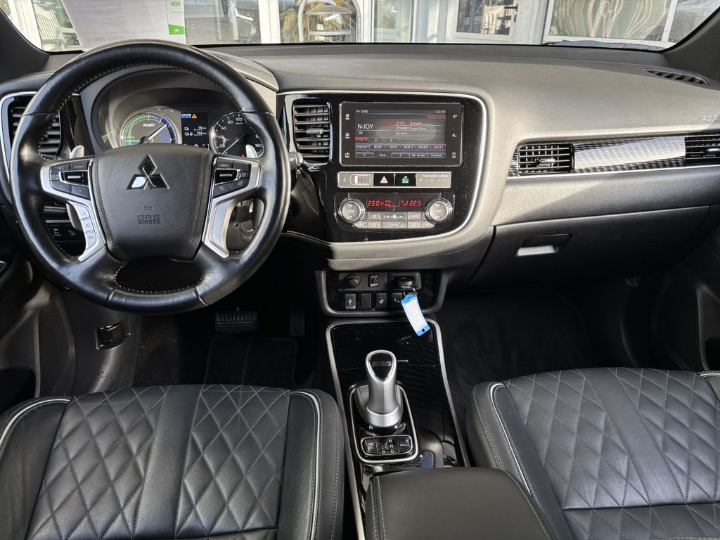 Mitsubishi Outlander 2018