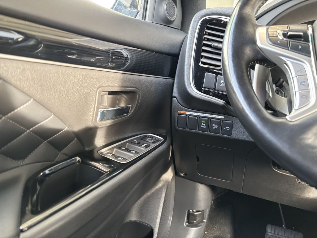 Mitsubishi Outlander 2018