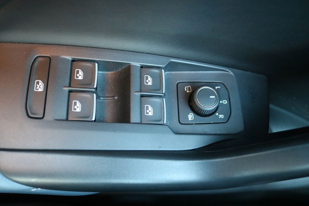 Volkswagen T-Cross 2024