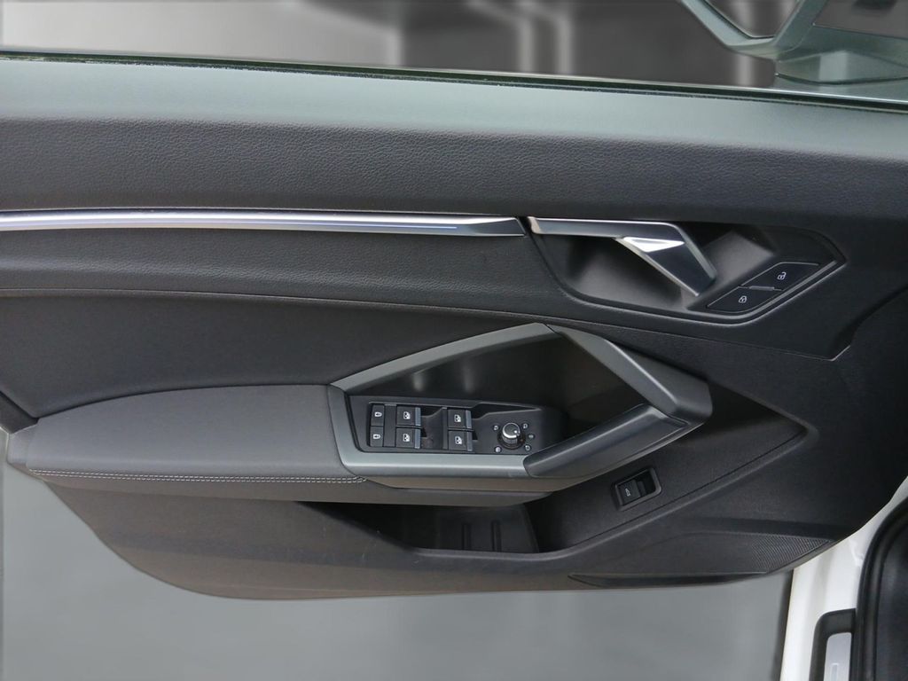 Audi Q3 2021