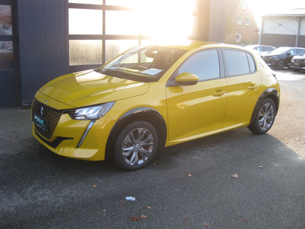 Peugeot 208 2021