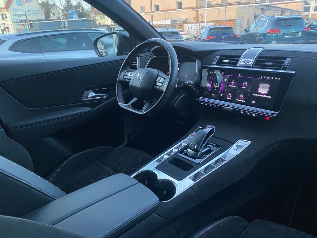 DS Automobiles DS7 (Crossback) 2023