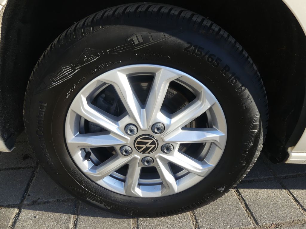 Volkswagen T7 Multivan 2024