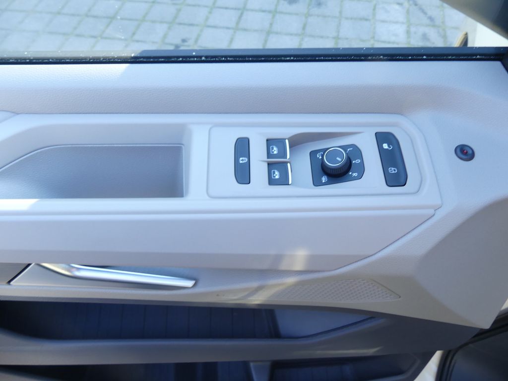 Volkswagen T7 Multivan 2024