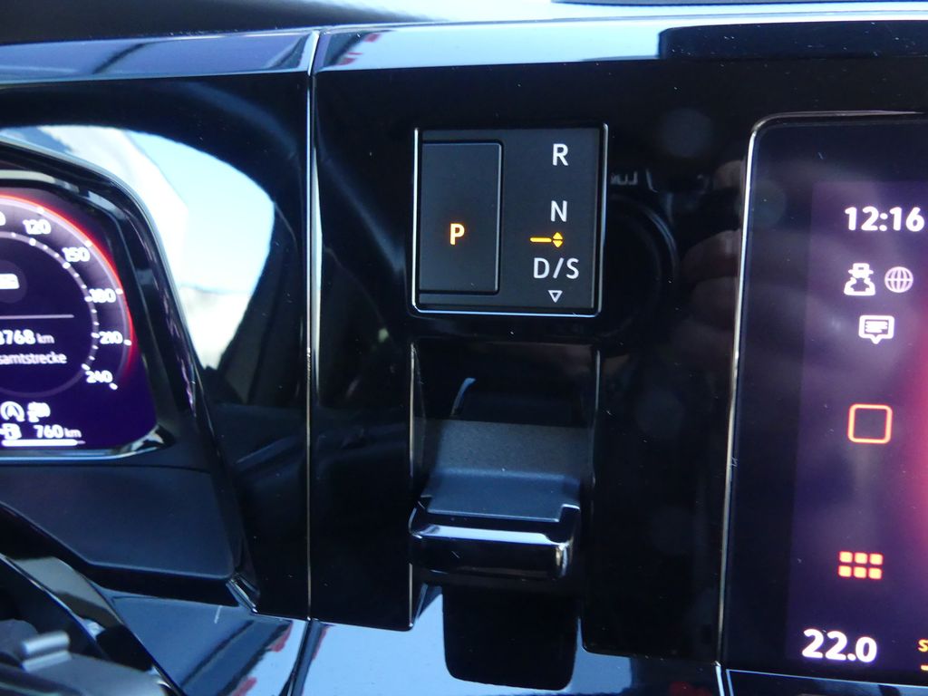 Volkswagen T7 Multivan 2024