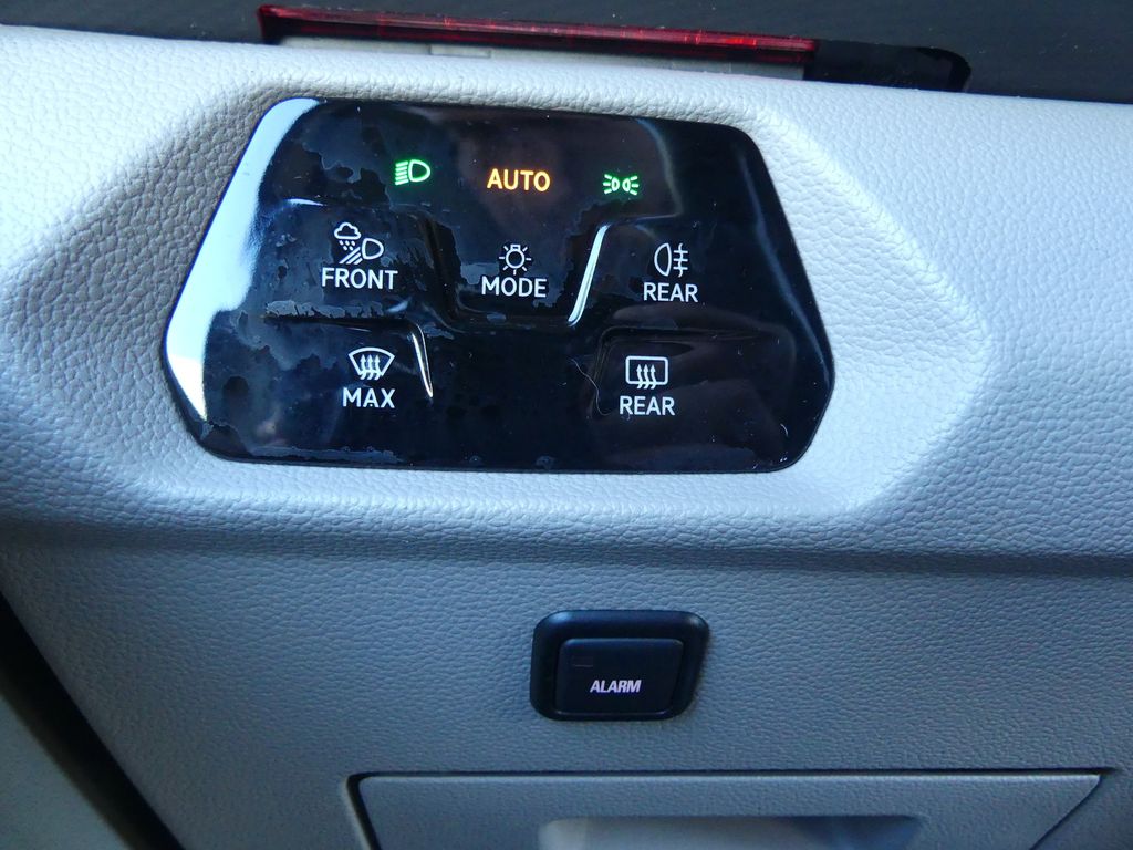 Volkswagen T7 Multivan 2024