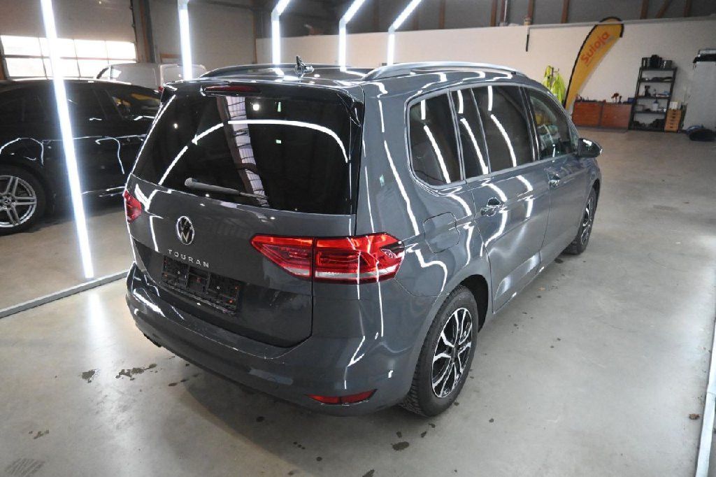 Volkswagen Touran 2024