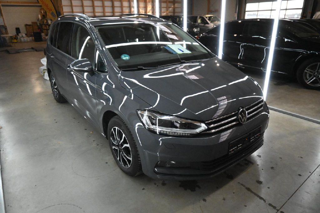 Volkswagen Touran 2024