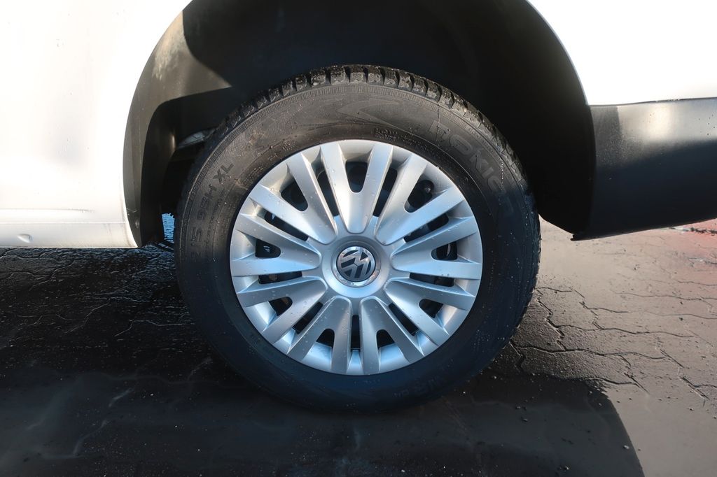 Volkswagen Caddy 2013