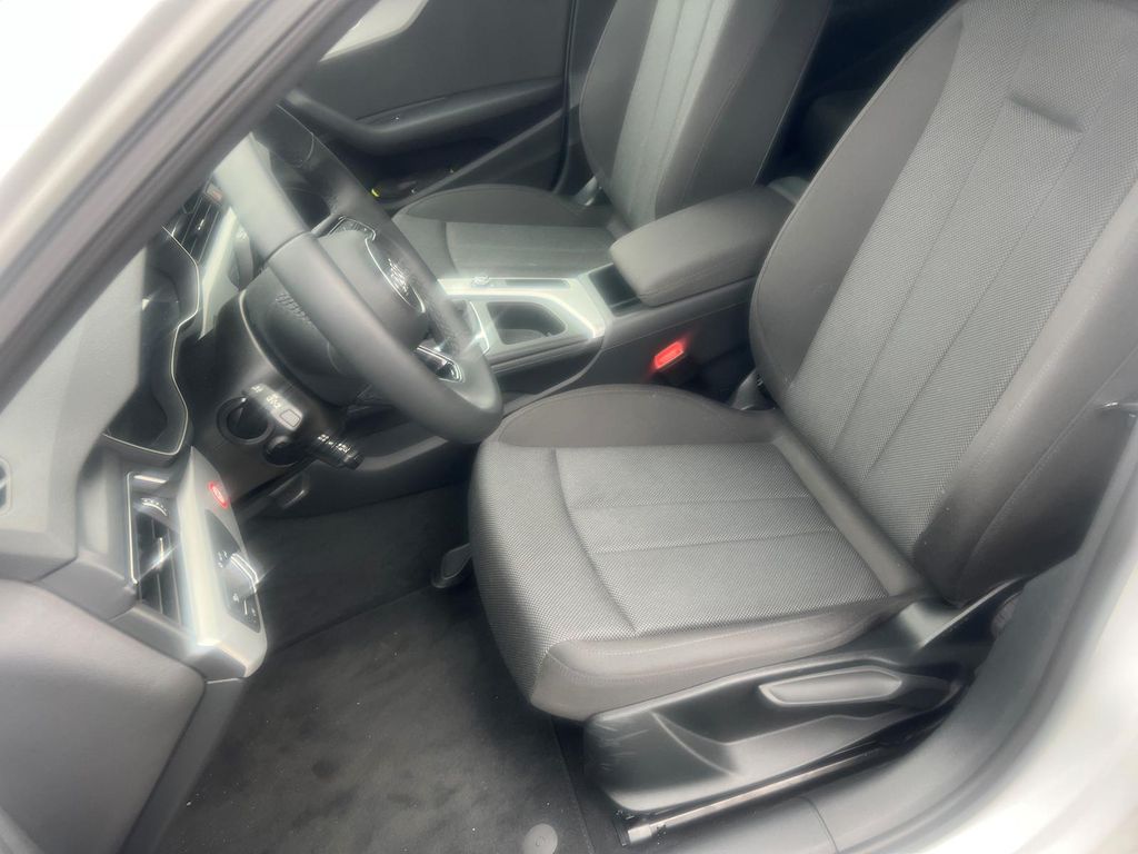 Audi A4 2024