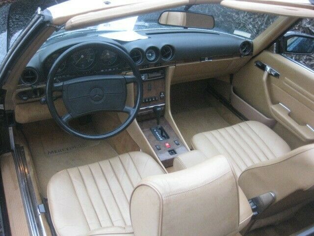 Mercedes-Benz SL 560 1988