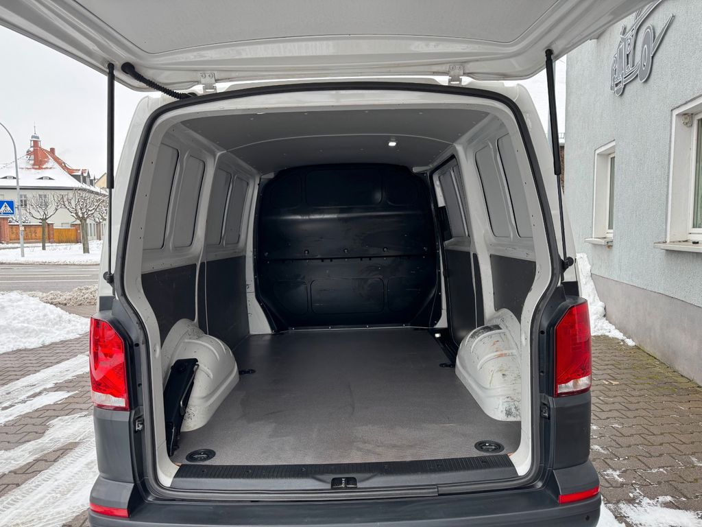 Volkswagen T6 Transporter 2023