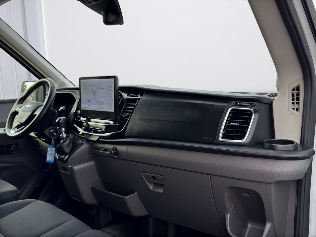 Ford Transit 2025