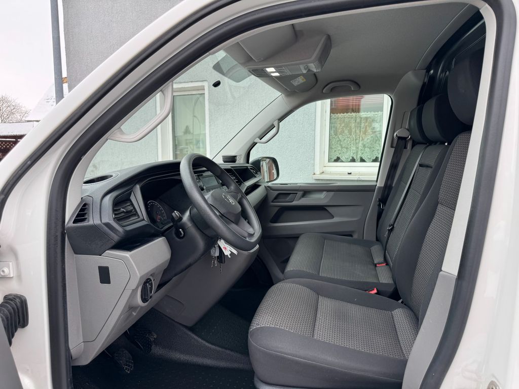 Volkswagen T6 Transporter 2023