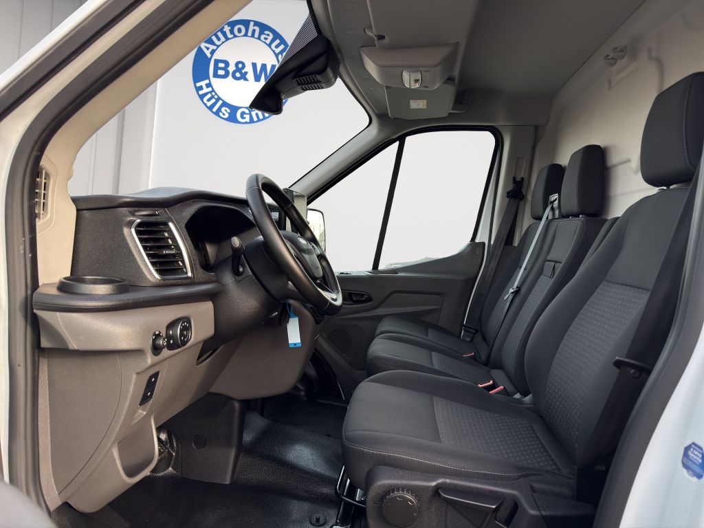 Ford Transit 2025