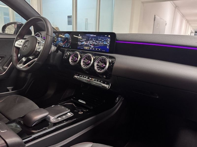 Mercedes-Benz A 180 2023