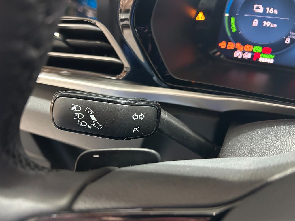 Ford Grand Tourneo 2025