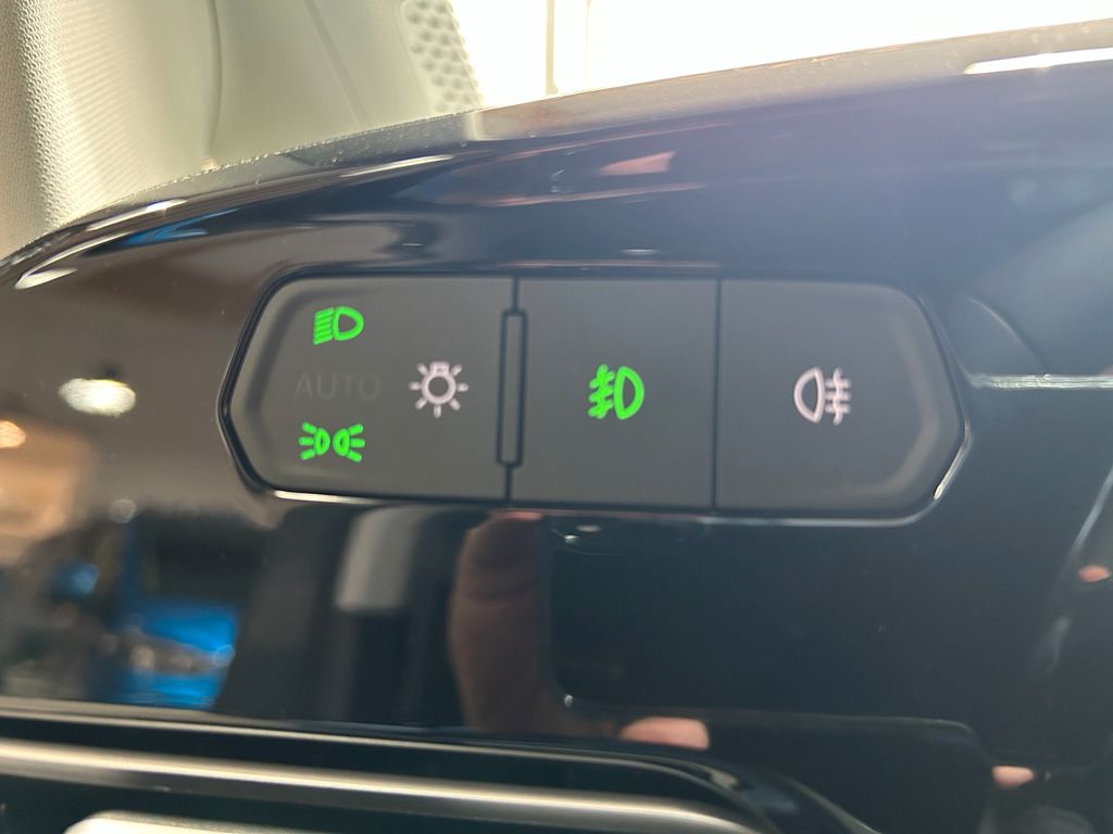 Ford Grand Tourneo 2025