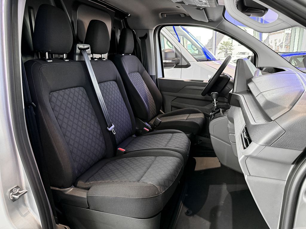 Volkswagen T7 Transporter