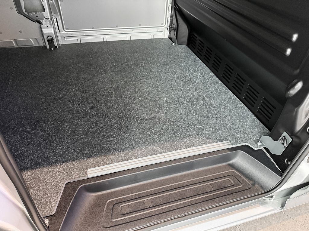 Volkswagen T7 Transporter