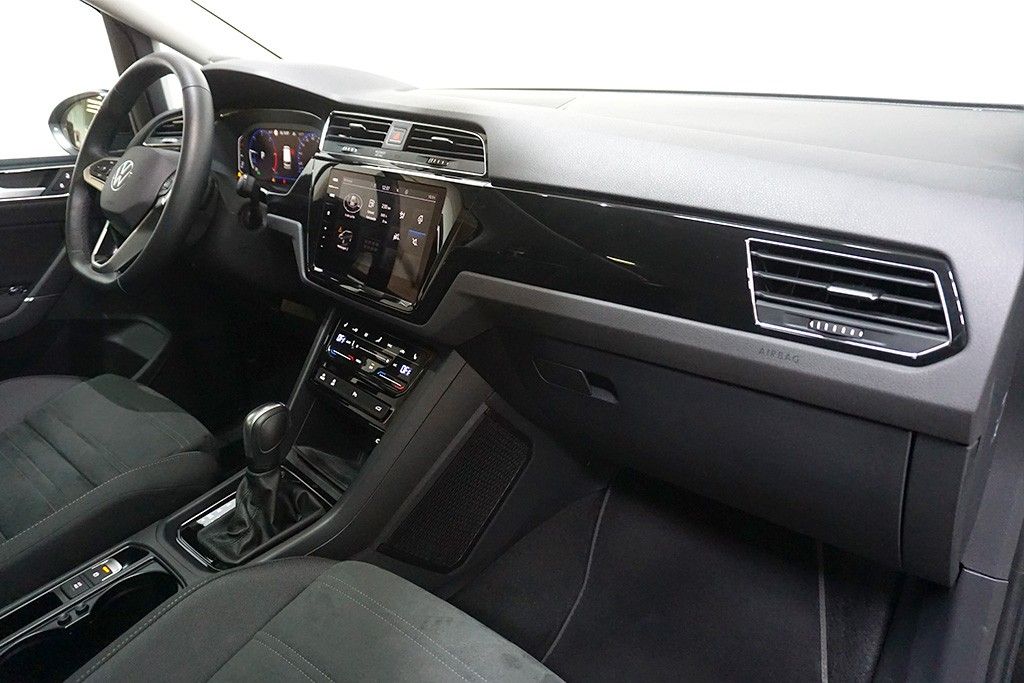 Volkswagen Touran 2023