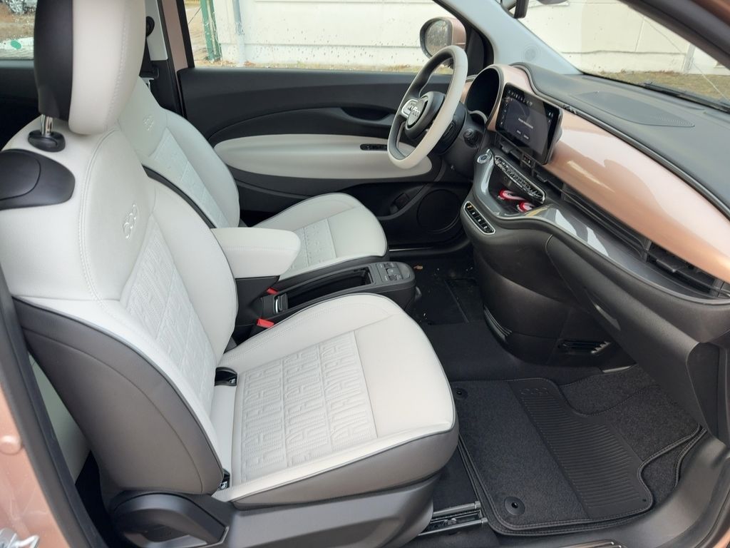 Fiat 500C 2025