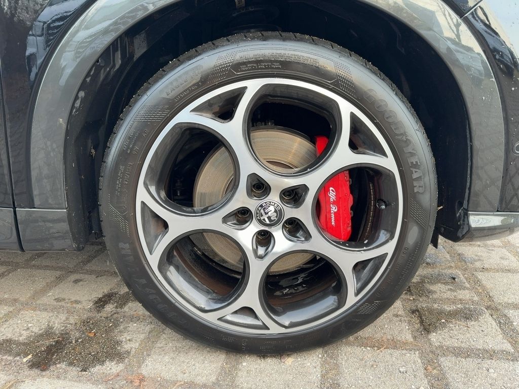 Alfa Romeo Tonale 2023