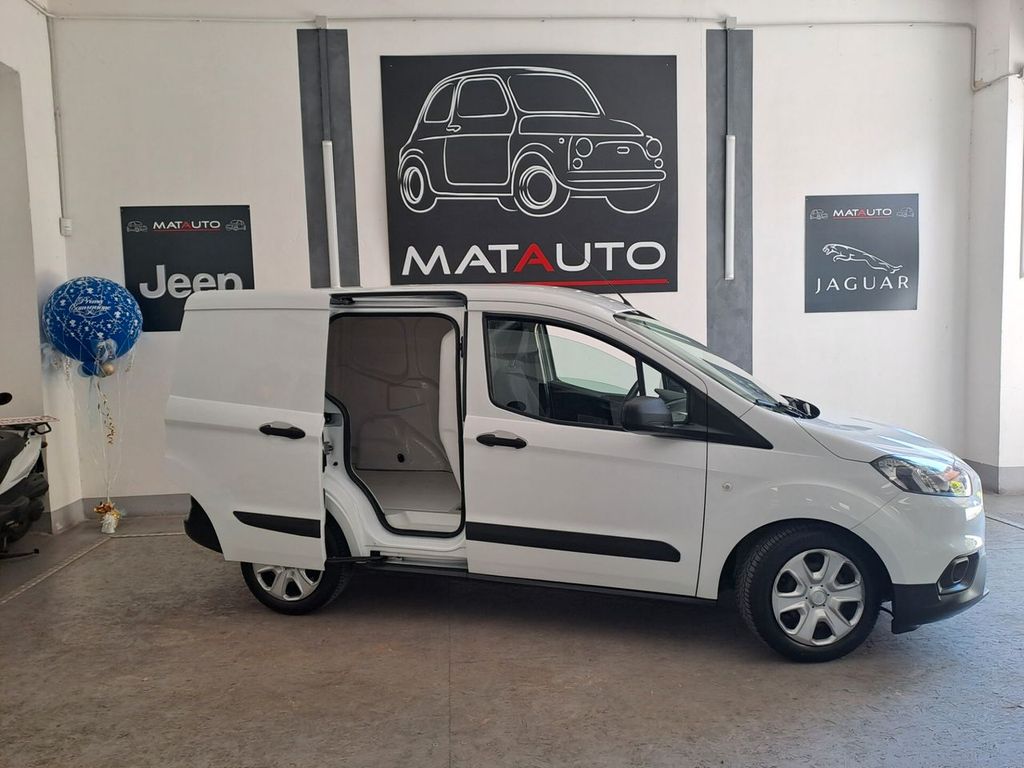 Ford Transit Courier 2019
