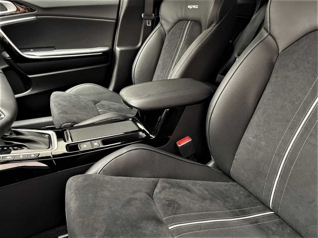 Kia pro cee'd / ProCeed 2024