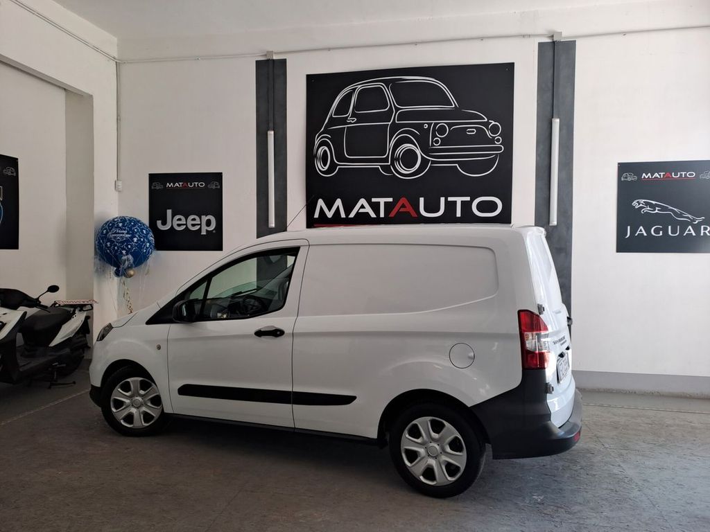 Ford Transit Courier 2019