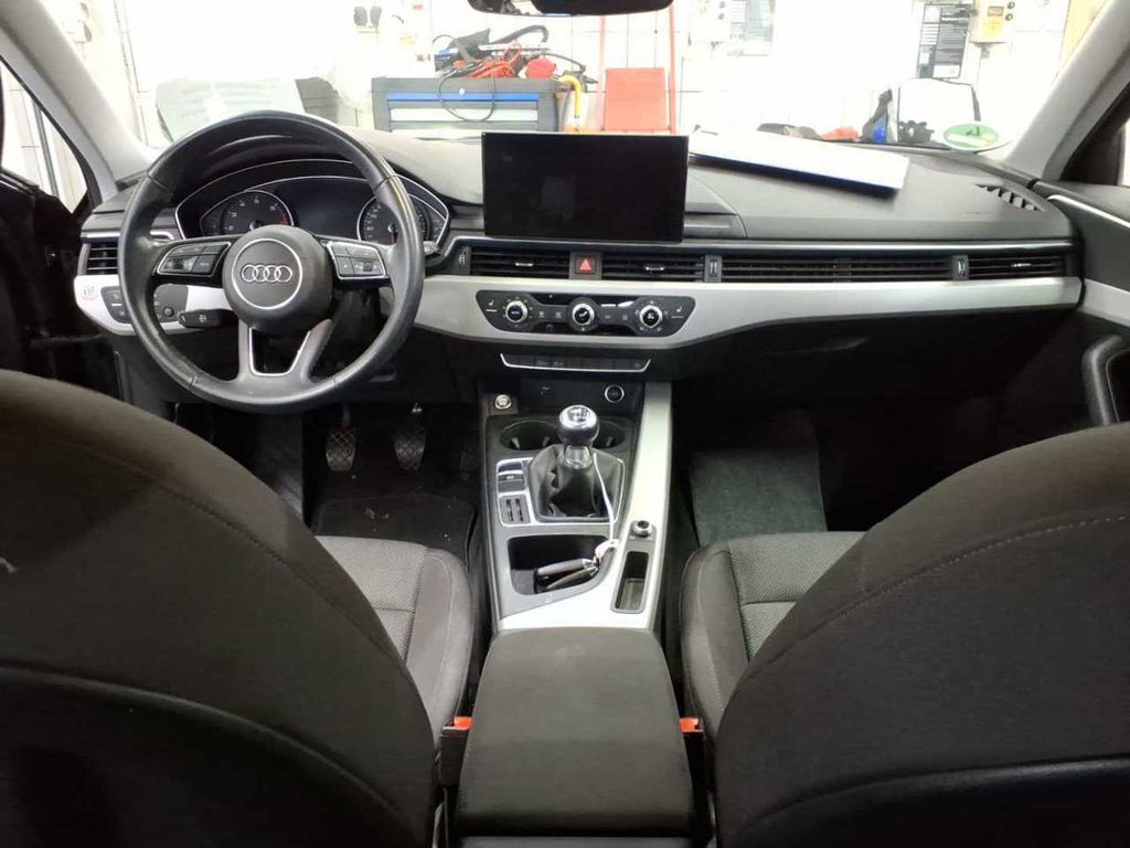 Audi A4 2022