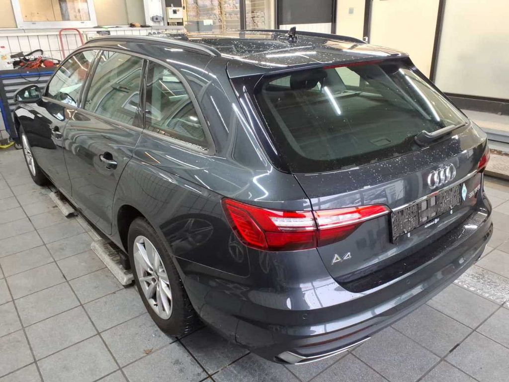 Audi A4 2022
