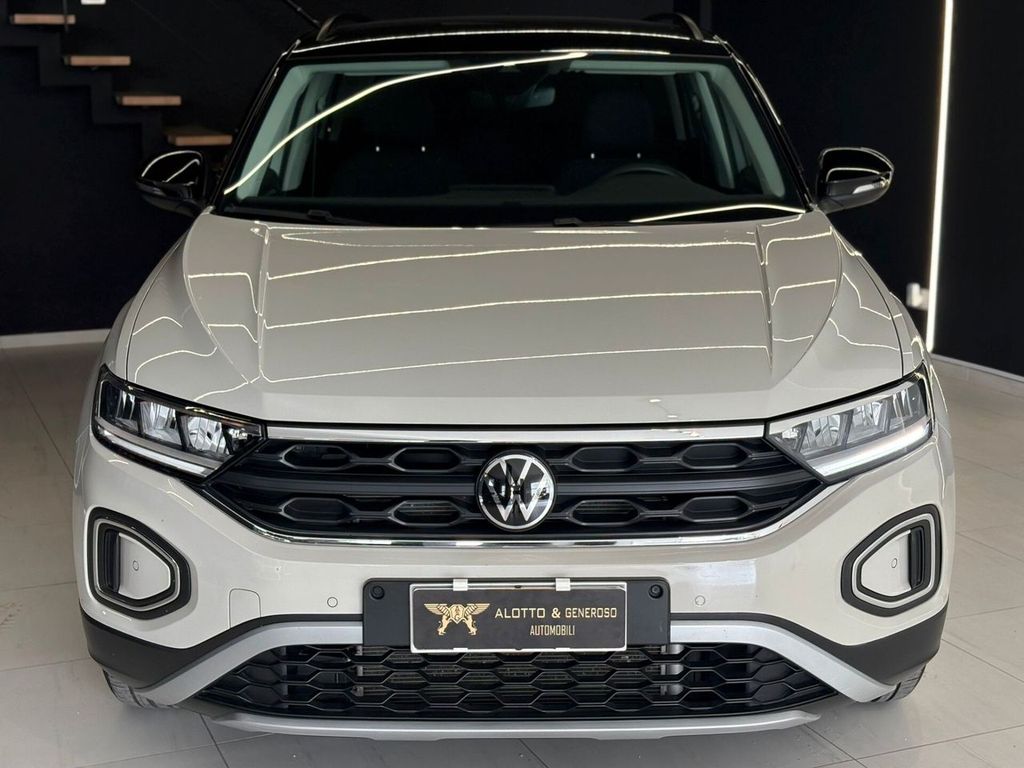 Volkswagen T-Roc 2023