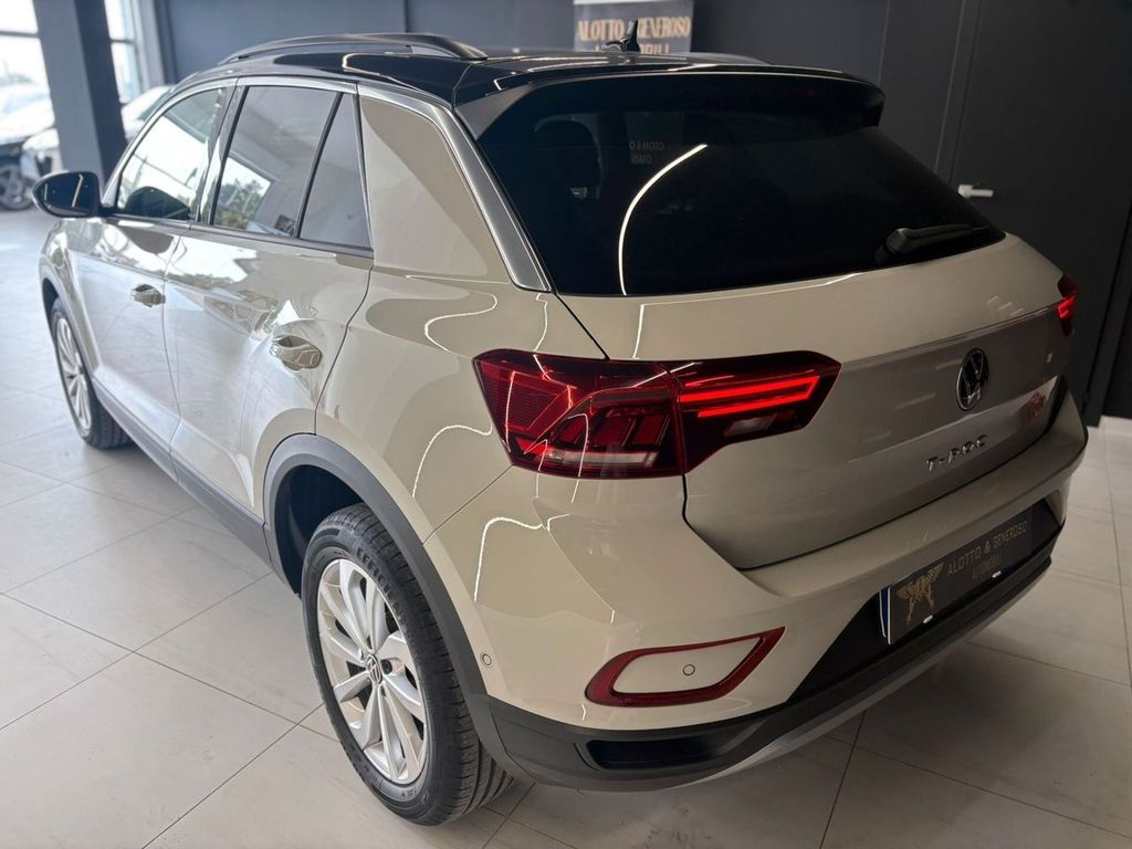 Volkswagen T-Roc 2023