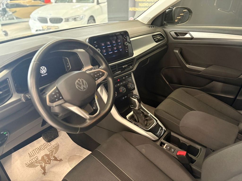 Volkswagen T-Roc 2023