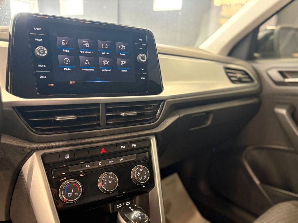 Volkswagen T-Roc 2023