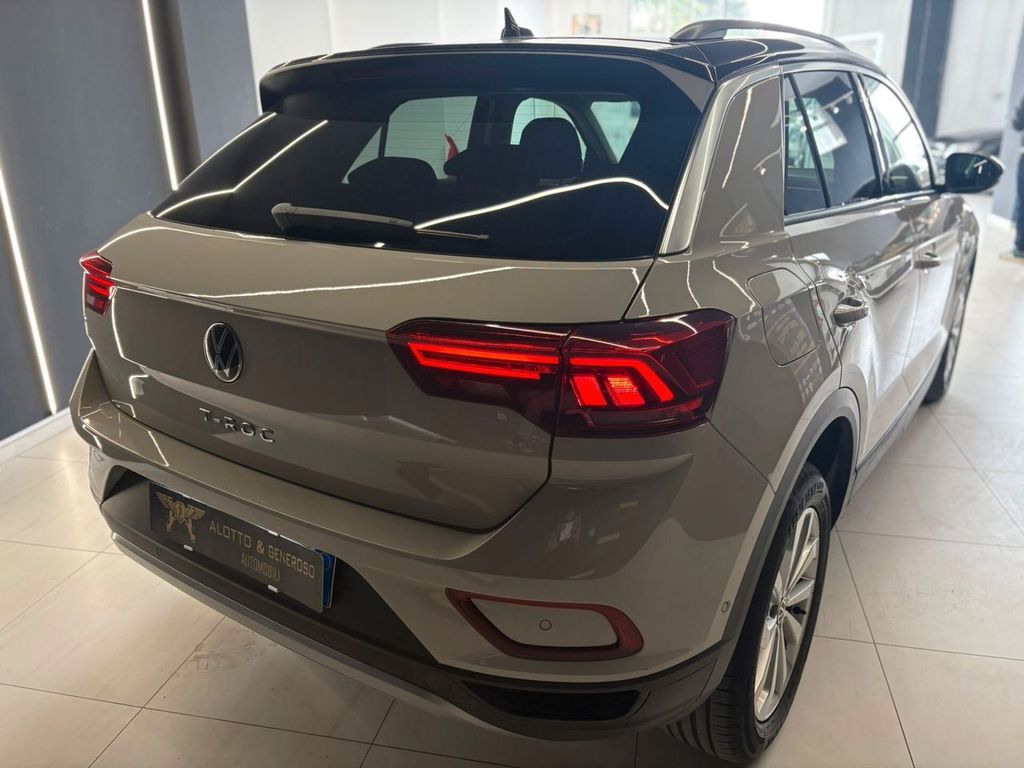 Volkswagen T-Roc 2023