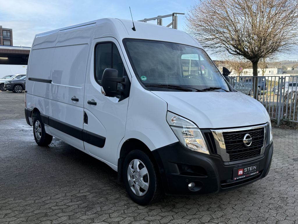 Nissan NV400 2019