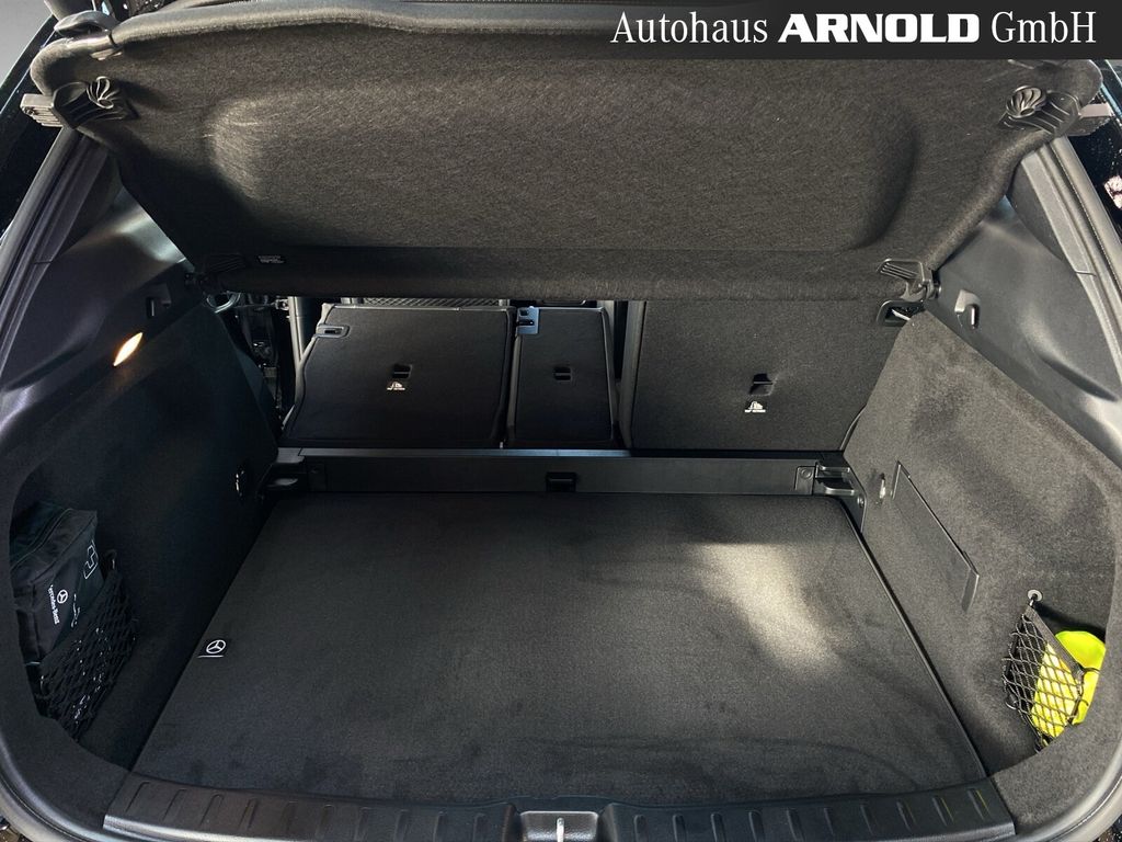 Mercedes-Benz GLA 180 2025