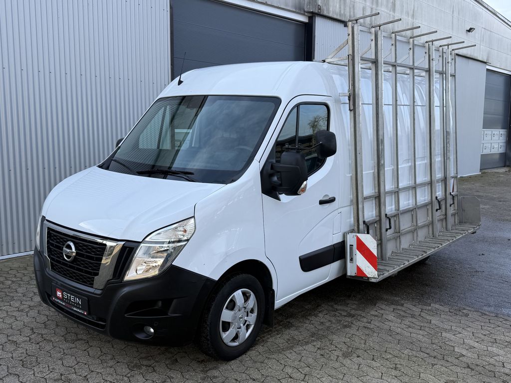 Nissan NV400 2019