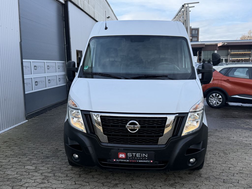 Nissan NV400 2019